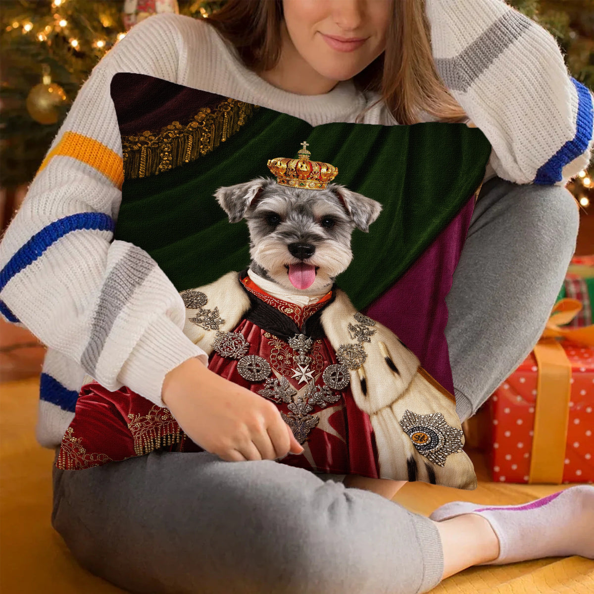 Custom Royal Pet Renaissance Pillow–Perfect Home Decor & Gift for Pet Lovers